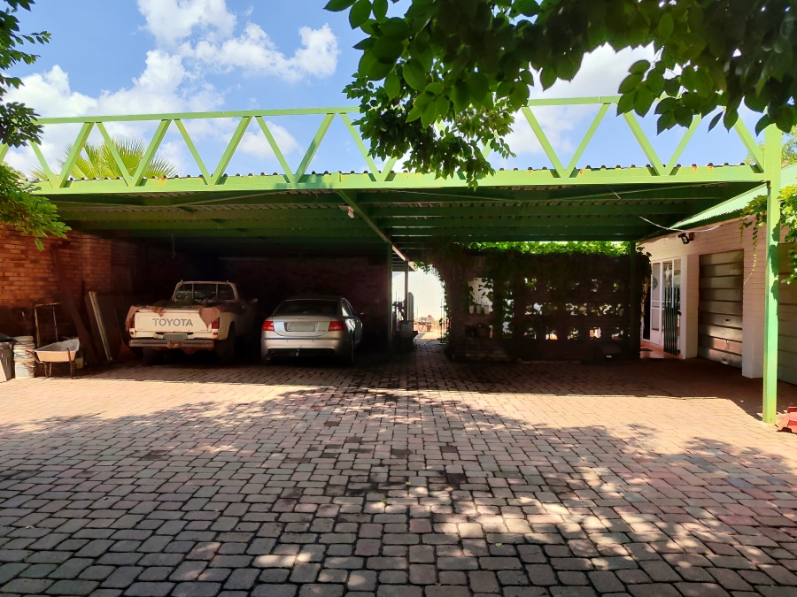 3 Bedroom Property for Sale in Irene Park North West